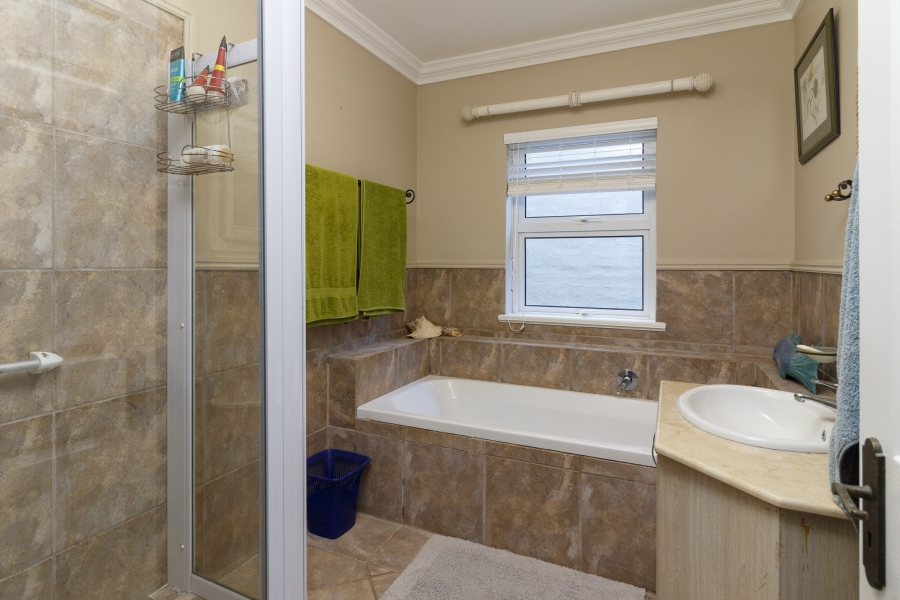 6 Bedroom Property for Sale in Royal Alfred Marina Eastern Cape